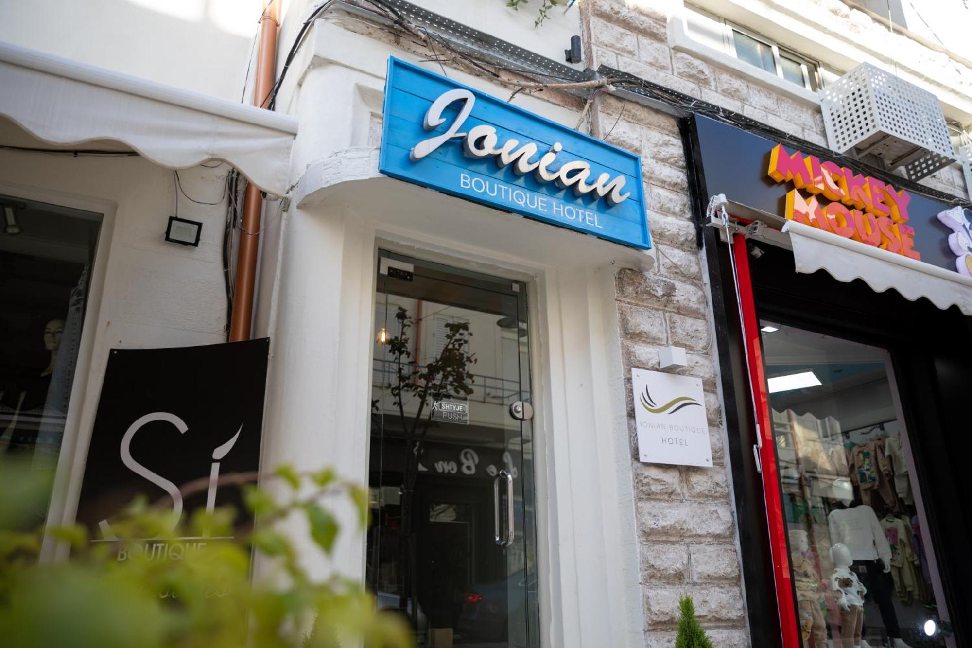 Jonian Boutique Hotel Саранда Екстер'єр фото